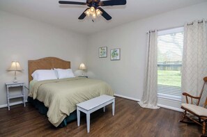 2 chambres, fer et planche à repasser, accès au Wi-Fi (inclus)