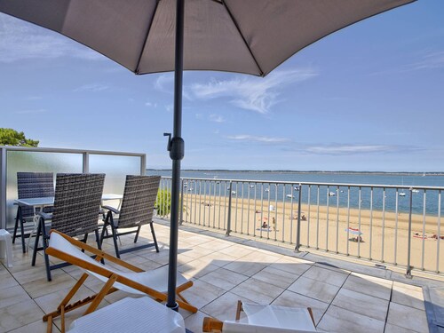 Arcachon Pereire - Seafront T2 with terrace and parking, direct beach access