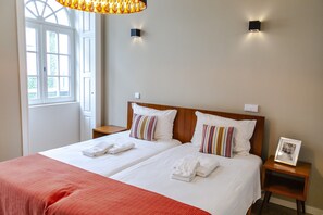 1 bedroom, in-room safe, iron/ironing board, free WiFi