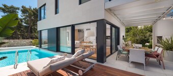 Luxury Villa Gama Prestige with Pool