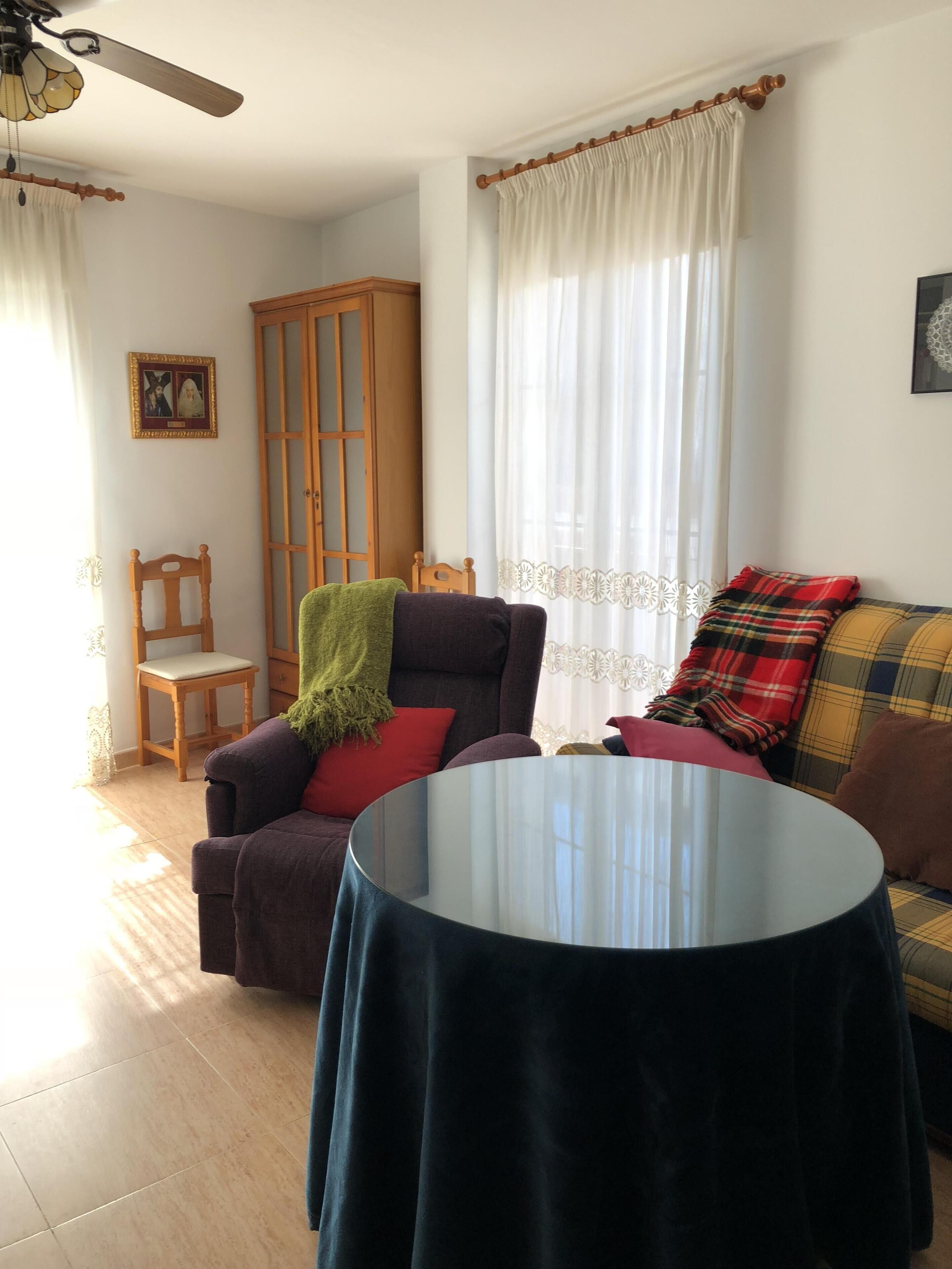 Smart TV, DVD player, books, music library