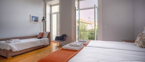 1 bedroom, in-room safe, iron/ironing board, free WiFi