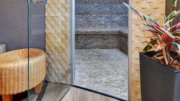 Body treatments, hydrotherapy, aromatherapy, deep-tissue massages