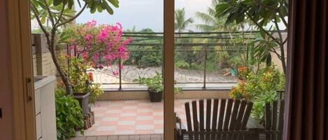 Family Quadruple Room, Non Smoking, Mountain View | Blackout drapes, free WiFi, bed sheets