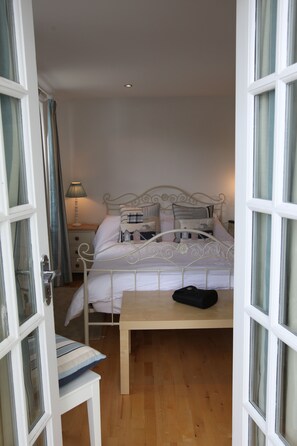 1 soverom, strykejern/-brett, wi-fi og sengetøy