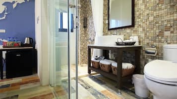 Shower, free toiletries, hair dryer, slippers