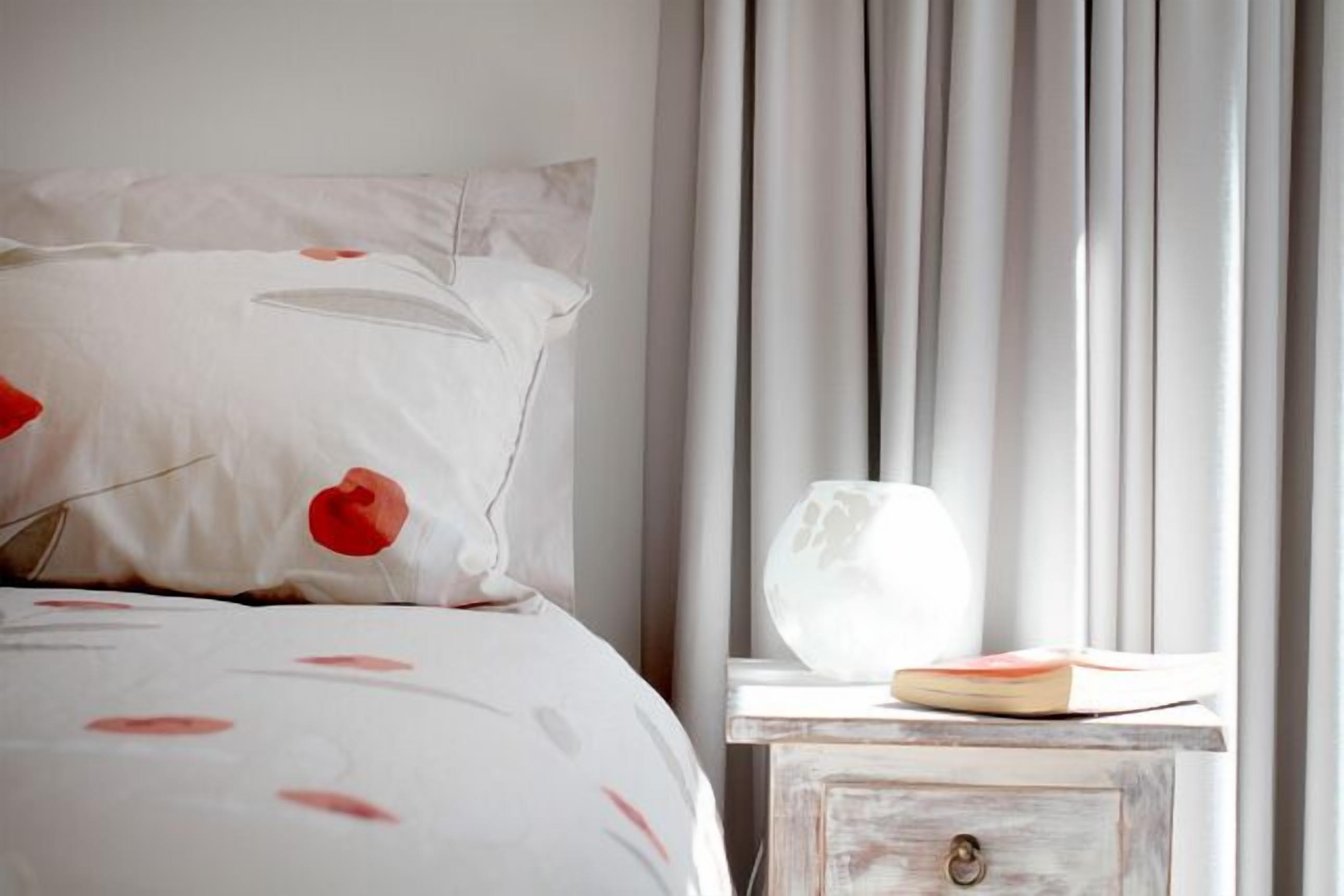 Little Rocks - quiet retreat — image 10