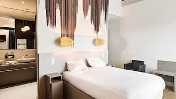 1 bedroom, minibar, in-room safe, desk