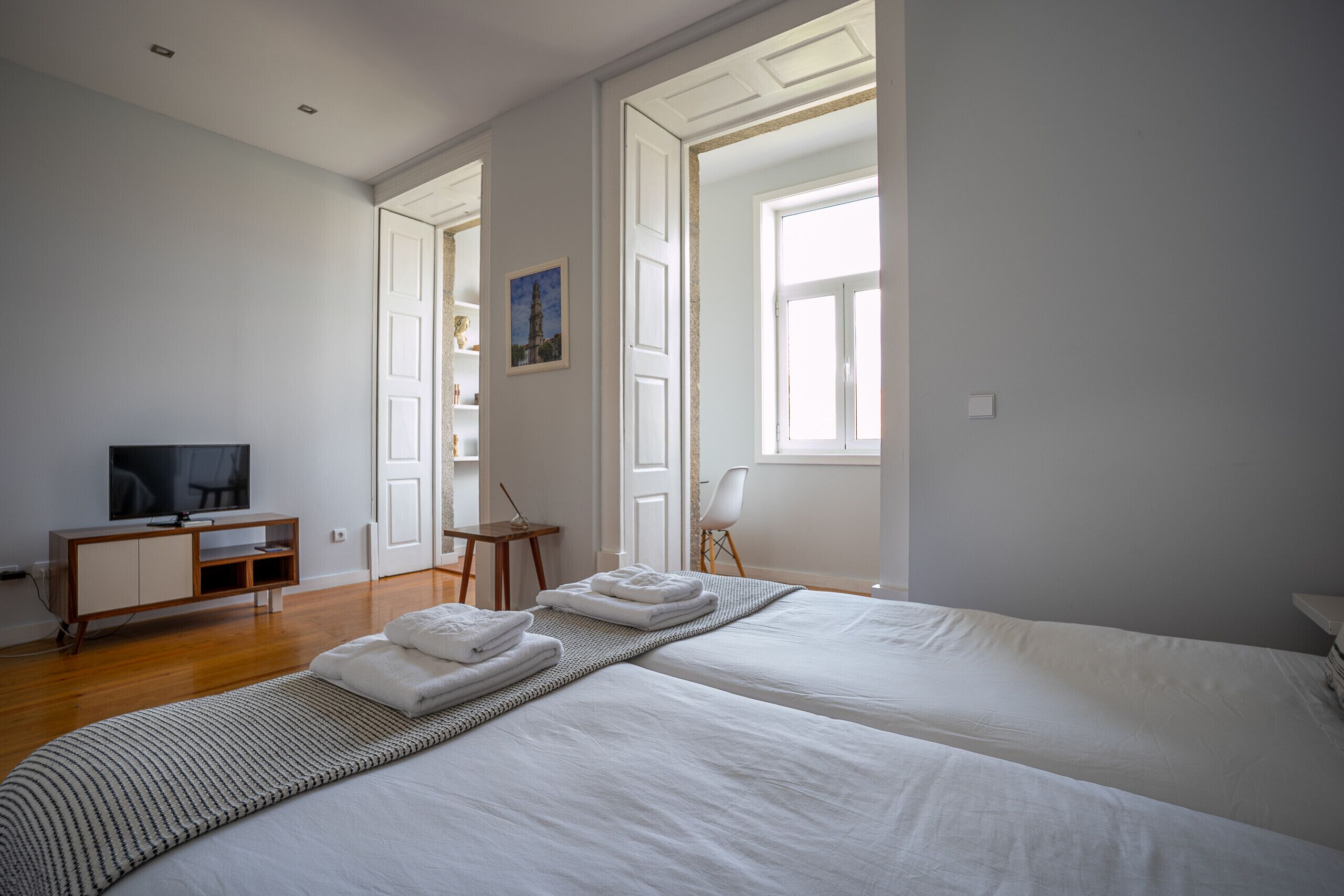 In-room safe, iron/ironing board, free WiFi, bed sheets