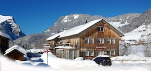 Imagem sem classificação, 3 de 72, botão