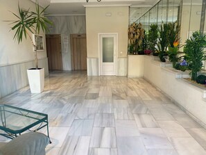 Interior - A24 - Wonderful urbanization in front of the beach (Cala de Finestrat)