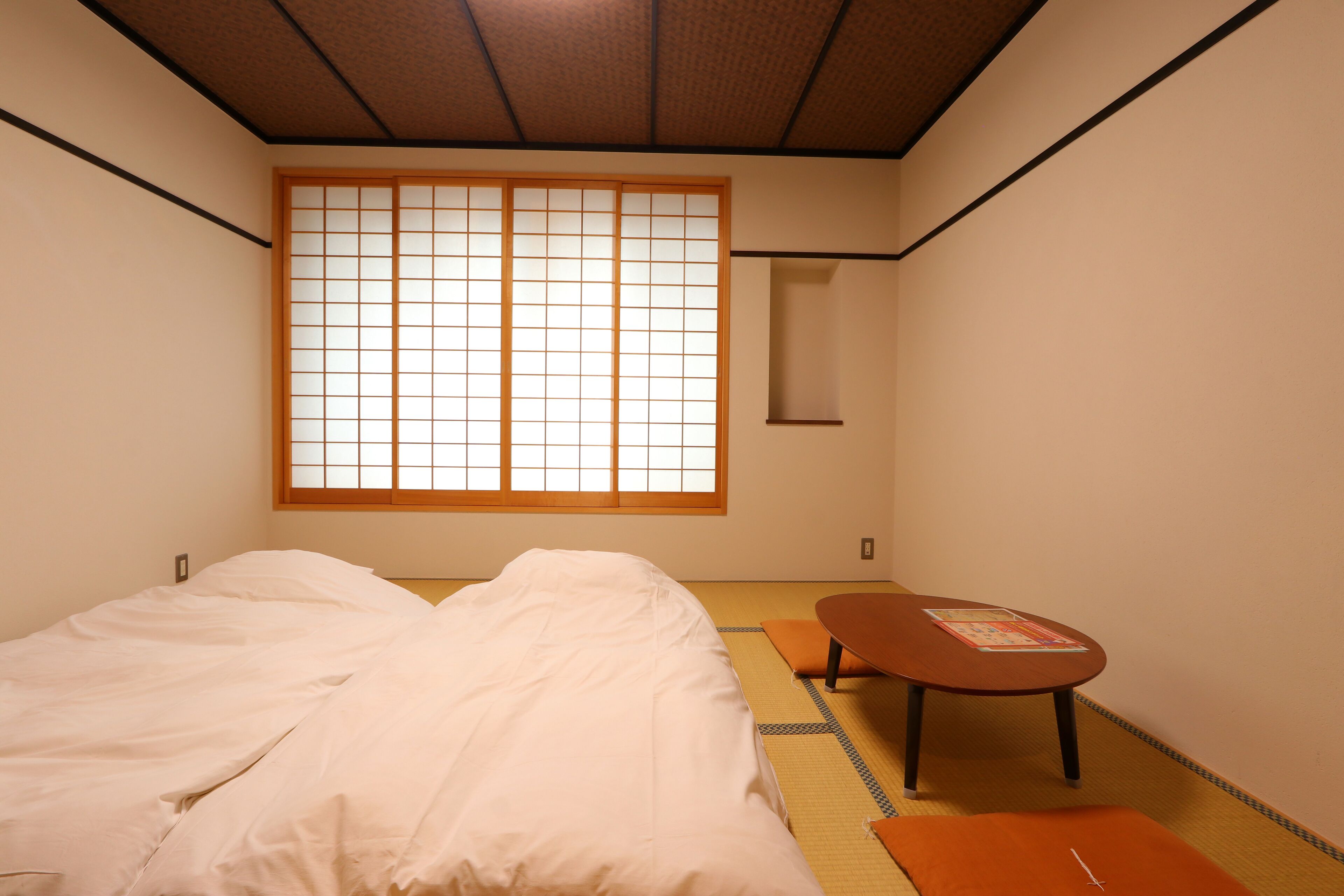 Standard Triple Room, Non Smoking | In-room safe, desk, blackout curtains, free WiFi