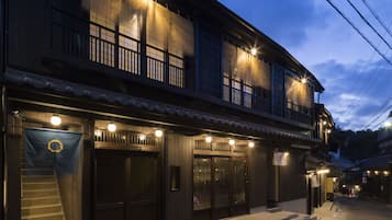 Front of property – evening/night