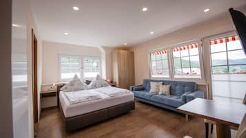Double Room, Private Bathroom | Room amenity