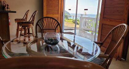 Couple's Retreat - Unique and Breathtaking Views of Marigot Bay - Casa Vista 1BR