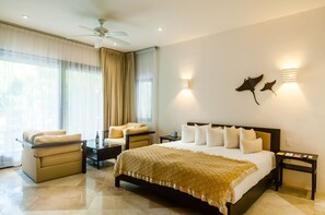 In-room safe, free WiFi, bed sheets