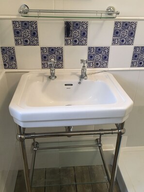 Haartrockner, Handtücher