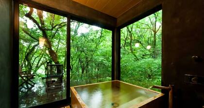 Hanarenoyado Sennomori