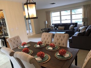 Interior - North Naples House Salt Water Pool Minutes To Vanderbilt Beach (Naples)