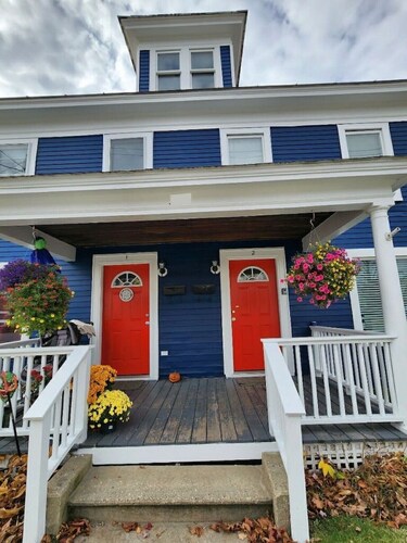 Downtown Middlebury 3 BR Home - Walk Everywhere!