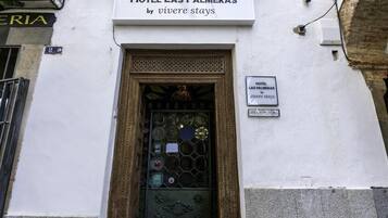 Entrada de la propiedad