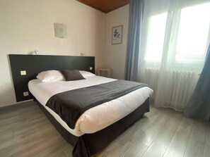 Kahden hengen classic-huone | Työpöytä, äänieristys, silitysrauta/-lauta, ilmainen Wi-Fi