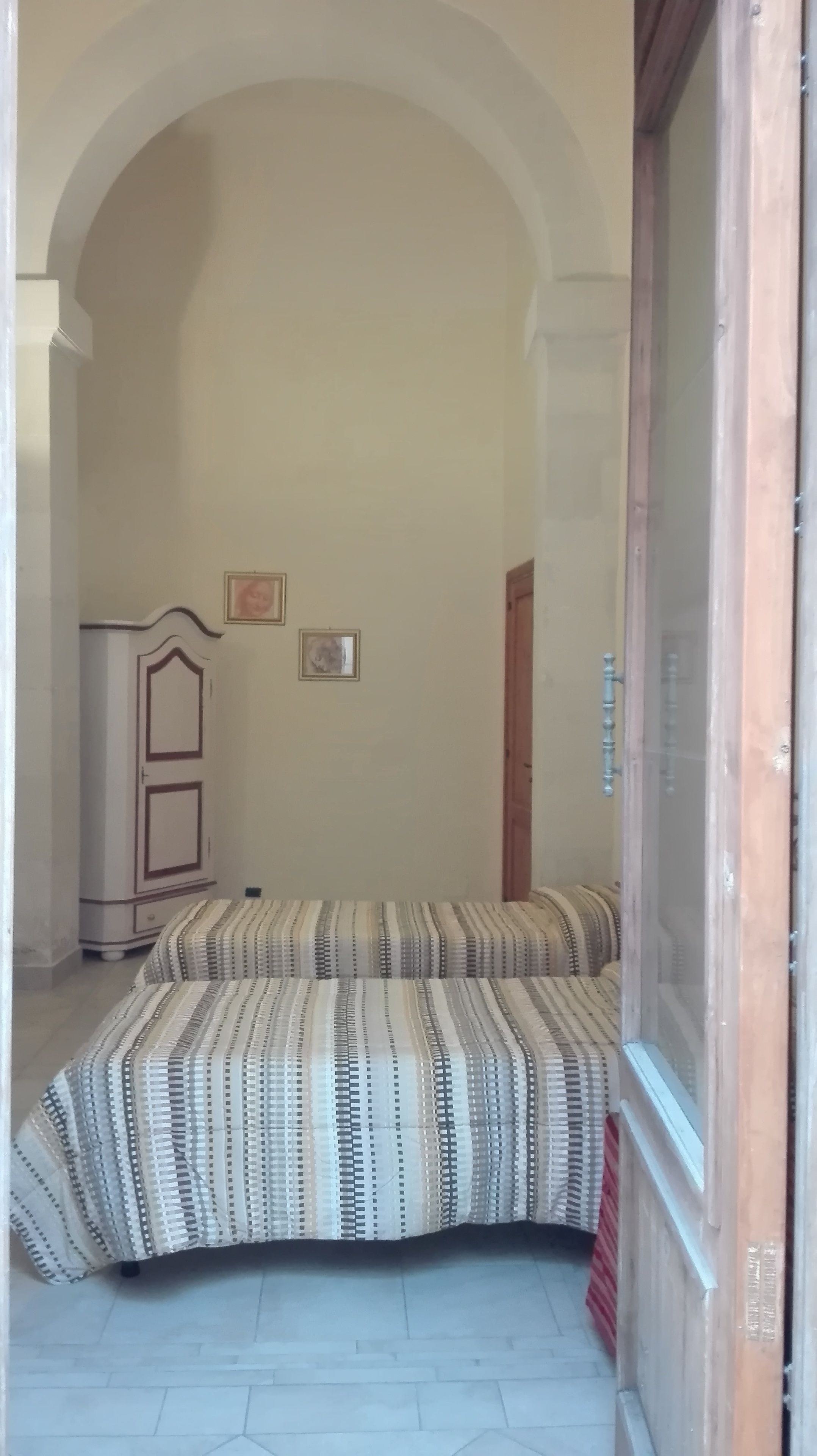 华丽双床房, 公共浴室 | 特色装修、特色家居、办公桌、笔记本电脑工作区