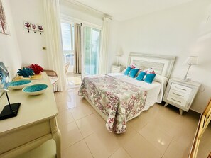 2 dormitoris, planxa i posts de planxar, wifi gratuïta i roba de llit 