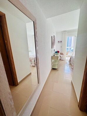 2 chambres, fer et planche Ă repasser, Wi-Fi gratuit, draps fournis