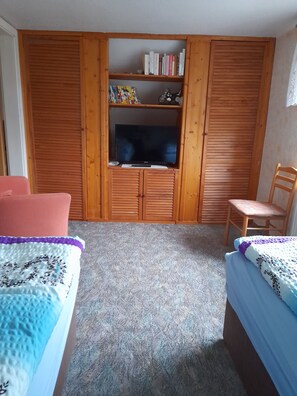 3 chambres, draps fournis