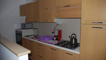 Kyl i allmÀnt utrymme, mikro i allmÀnt utrymme och spishÀll