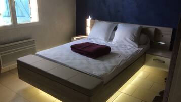 3 chambres, fer et planche Ă repasser, Wi-Fi gratuit, draps fournis