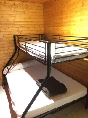 3 bedrooms, iron/ironing board, travel crib, free WiFi