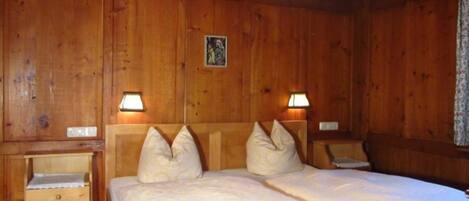 1 bedroom, Internet, bed sheets