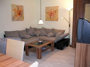 Apartment, mit Bad, Gartenblick (mit Terrasse )