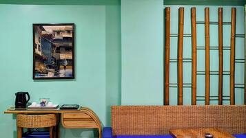 Deluxe Room | Egyptian cotton sheets, premium bedding, in-room safe, desk