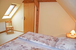 3 Schlafzimmer, Reisekinderbett, WLAN, Bettwäsche