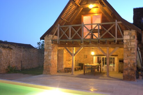 Location Gite Casalissa maison avec piscine chauffée en Perigord Noir, Sarlat