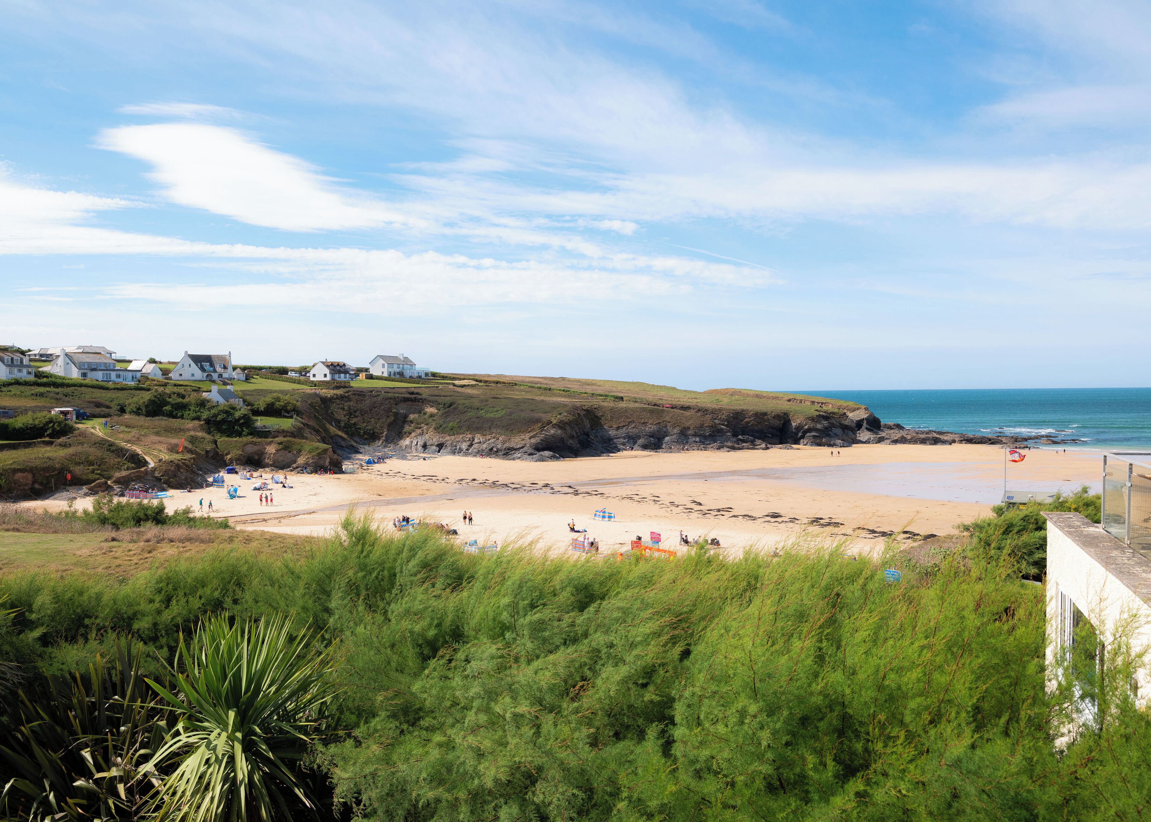ビーチの近く、サンラウンジャー
