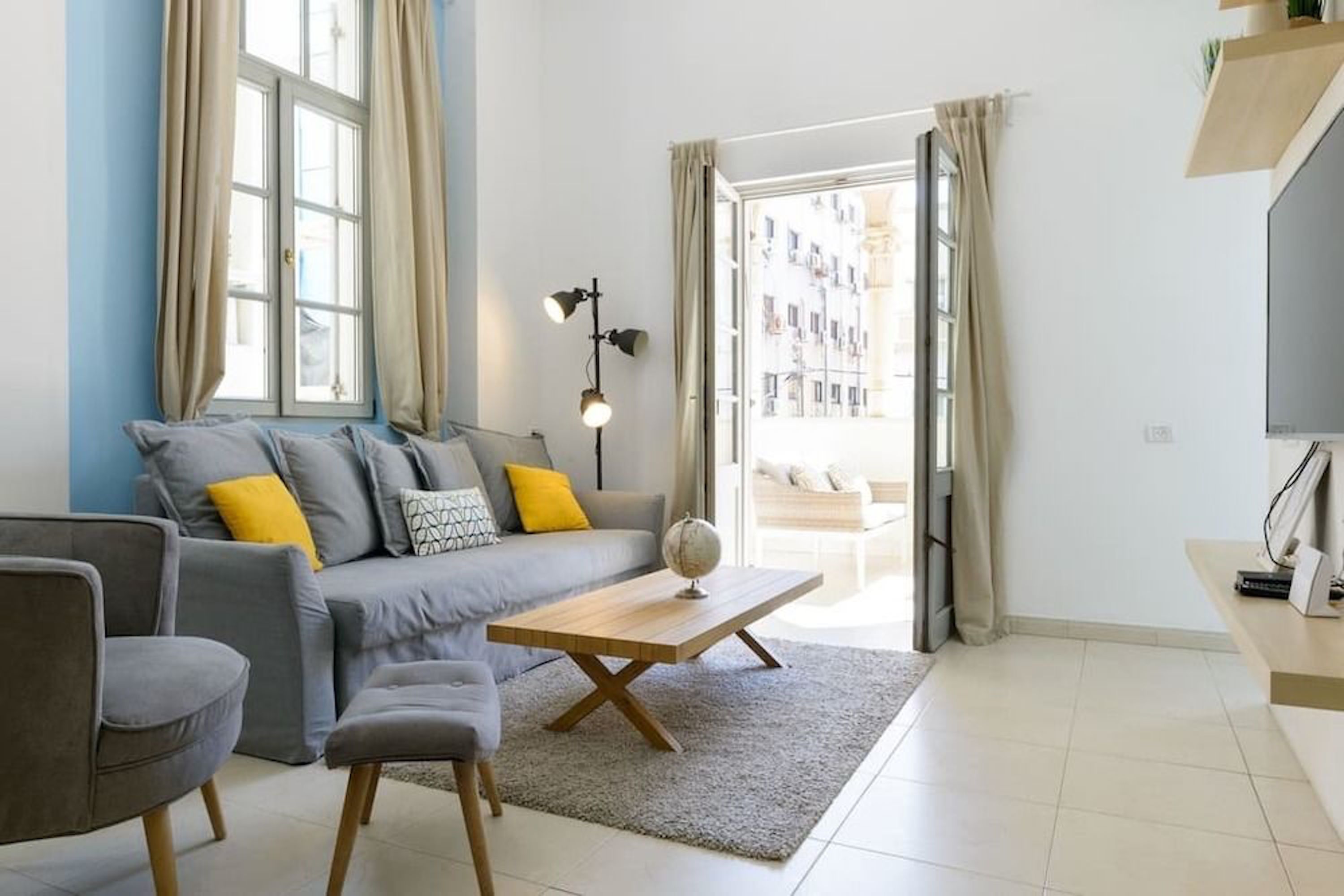 Apart Daire | Oturma odası | Düz ekran televizyon 