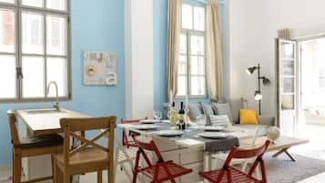 Apartment | In-room dining