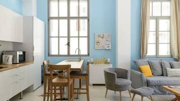 Apartamento | Área de estar | TV de tela plana