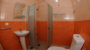 Standard Single Room | Bathroom - Byblos Guest House (Mastita)