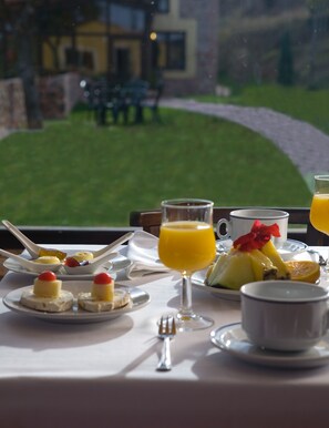 Desayuno continental todos los días (con cargo)