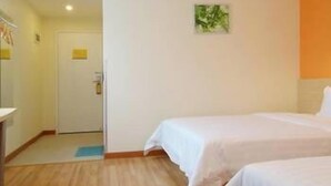 Room - 7 Days Inn (Guangzhou)