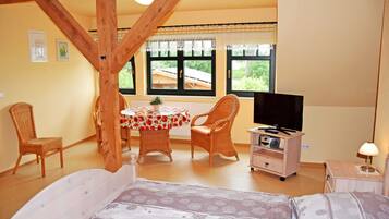 1 chambre, lit parapluie, Wi-Fi, draps fournis
