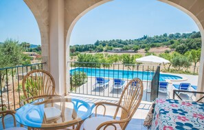Outdoor dining - ISOLATED RURAL HOUSE WITH POOL (Campanet- Mallorca)