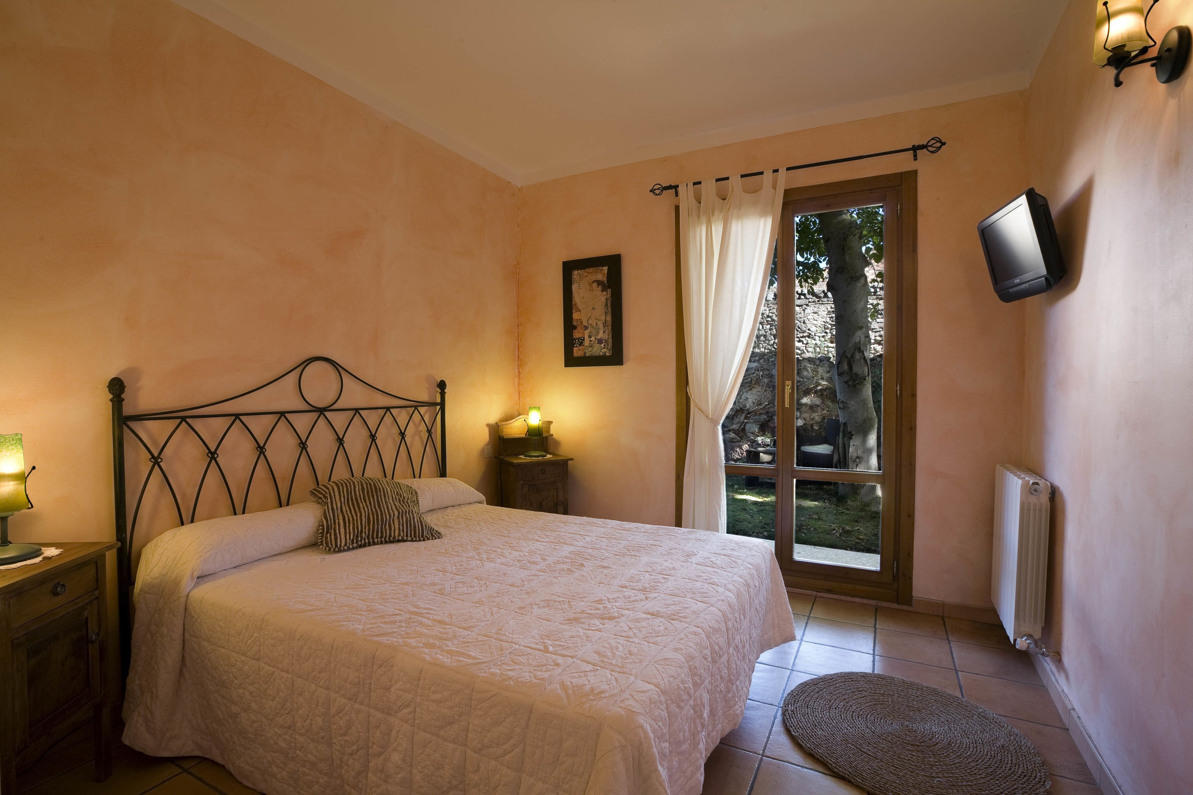 Double Room | Premium bedding, free WiFi