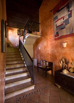 Interior entrance - La Posada de San Millan (San Millan de la Cogolla)