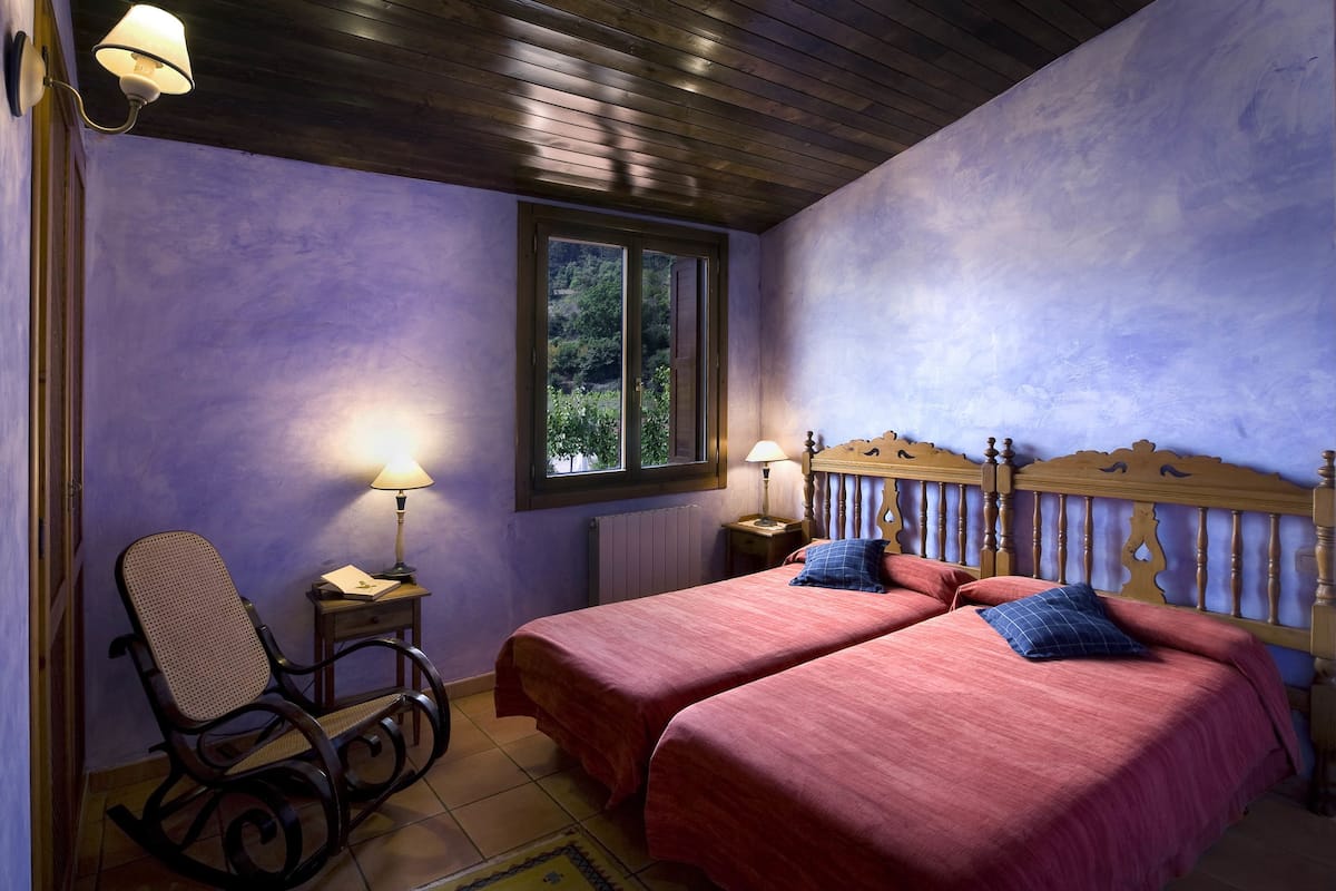 Double Room, 2 Single Beds | Premium bedding, free WiFi